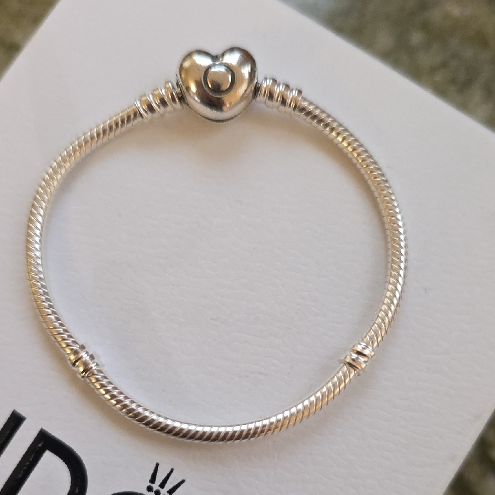 Pandora Moments Heart And Snake Chain Bracelet